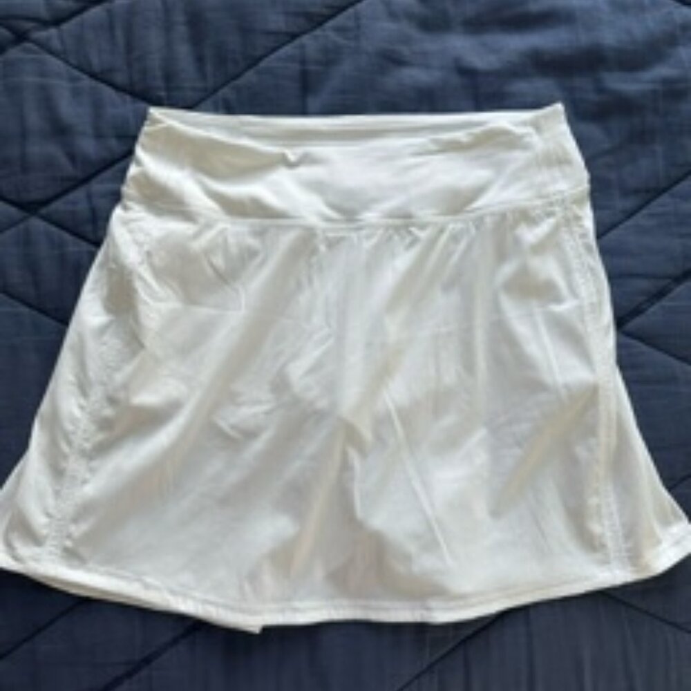 New w/out tags Lululemon Athletica Pace Rival Tennis Skirt - Long, Size 4